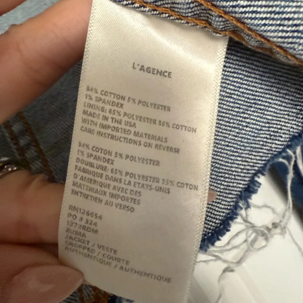 L’AGENCE Zuma Cropped dark blue jean Denim Jacket S Raw Edge Button Front - Picture 4 of 6
